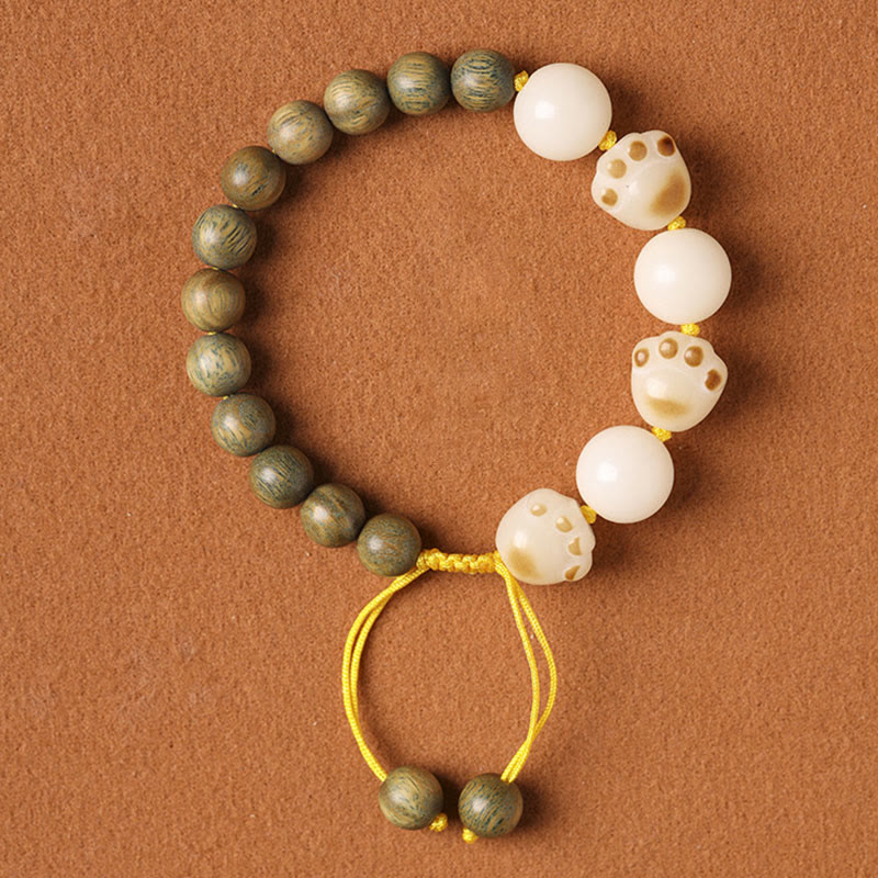 Braccialetto di cura per artigli di zampa di gatto con semi di Bodhi di sandalo verde naturale Buddha Stones - Sandalo verde e semi di Bodhi (circonferenza del polso 14-15 cm) - image 1