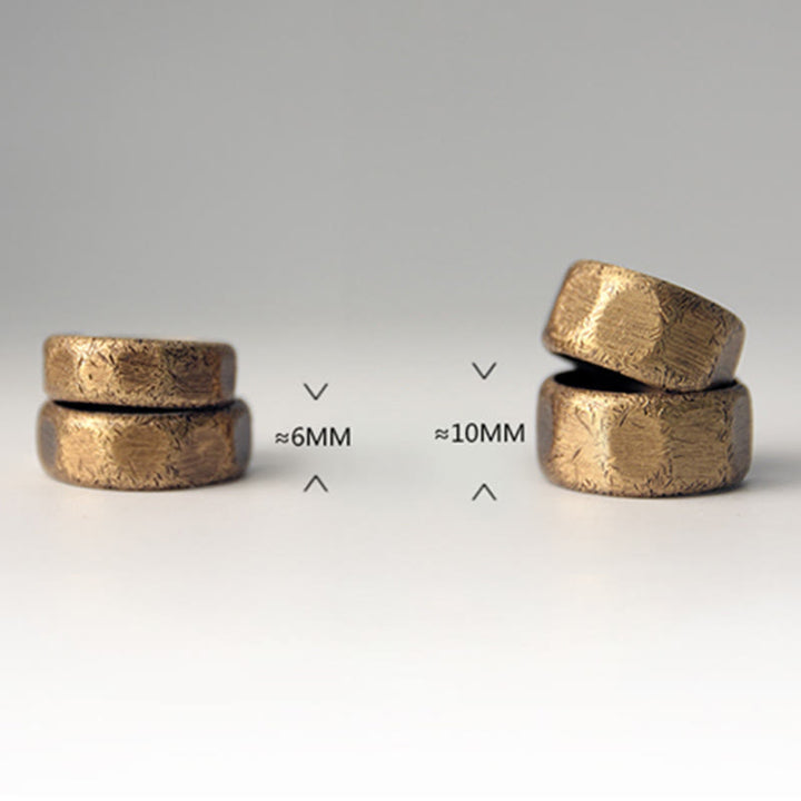 Anello di ricchezza tibetano in ottone e rame satinato dal design semplice