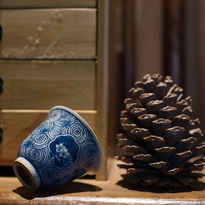Buddha Stones Jingdezhen porcellana blu e bianca dipinta a mano fiore di loto prugna tazza da tè in ceramica tazze da tè Kung Fu