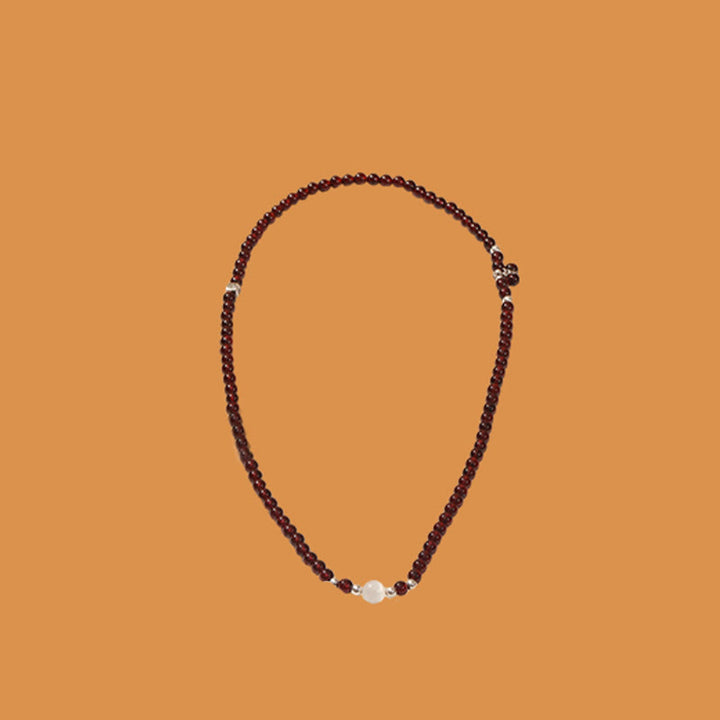 Braccialetto triplo giro Buddha Stones in argento sterling 925 con granato naturale e protezione per gli occhi di gatto