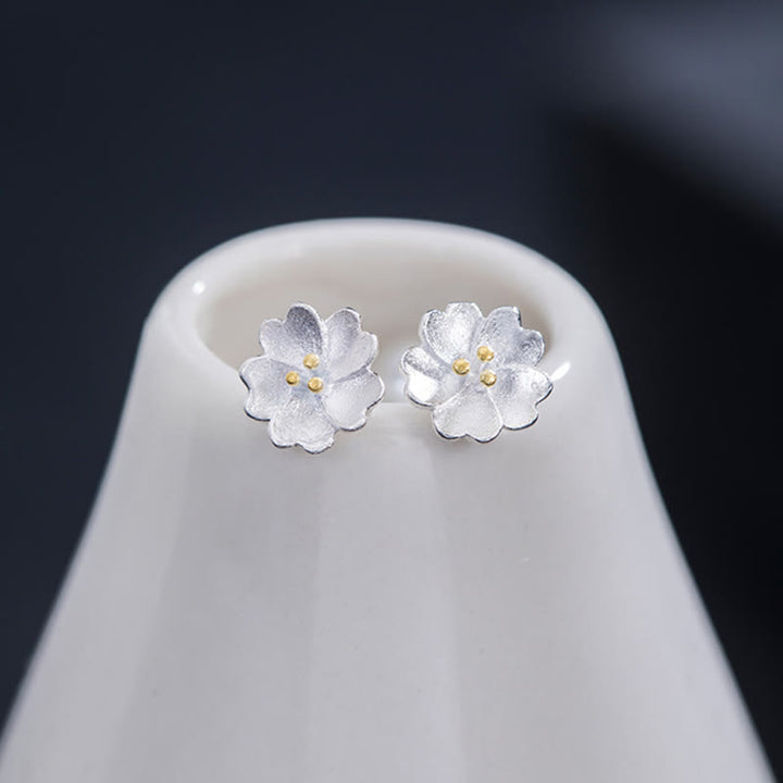 Orecchini a bottone Buddha Stones in argento sterling 925 con fiori di ciliegio e motivo floreale calmo