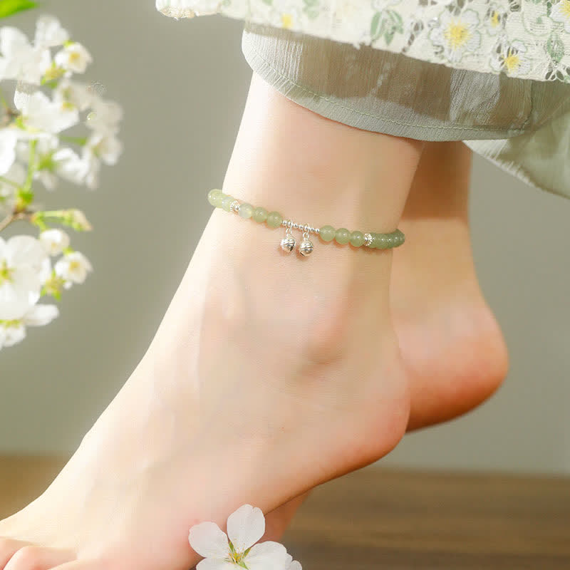Cavigliera con ciondolo a forma di campana della prosperità in giada naturale di Hetian in argento sterling 925
