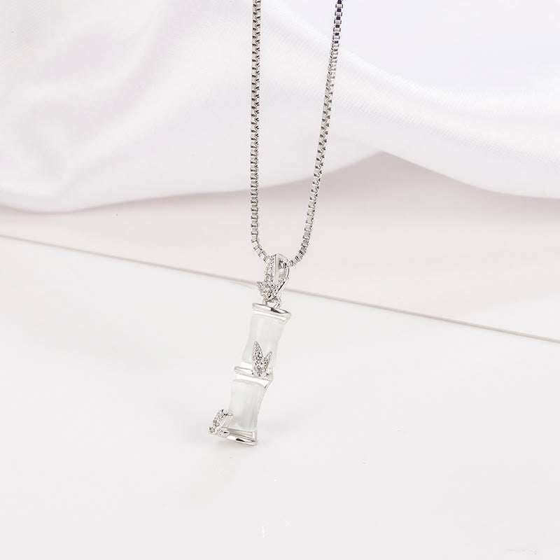 Collana con Buddha Stones, calcedonio e bambù, modello Harmony