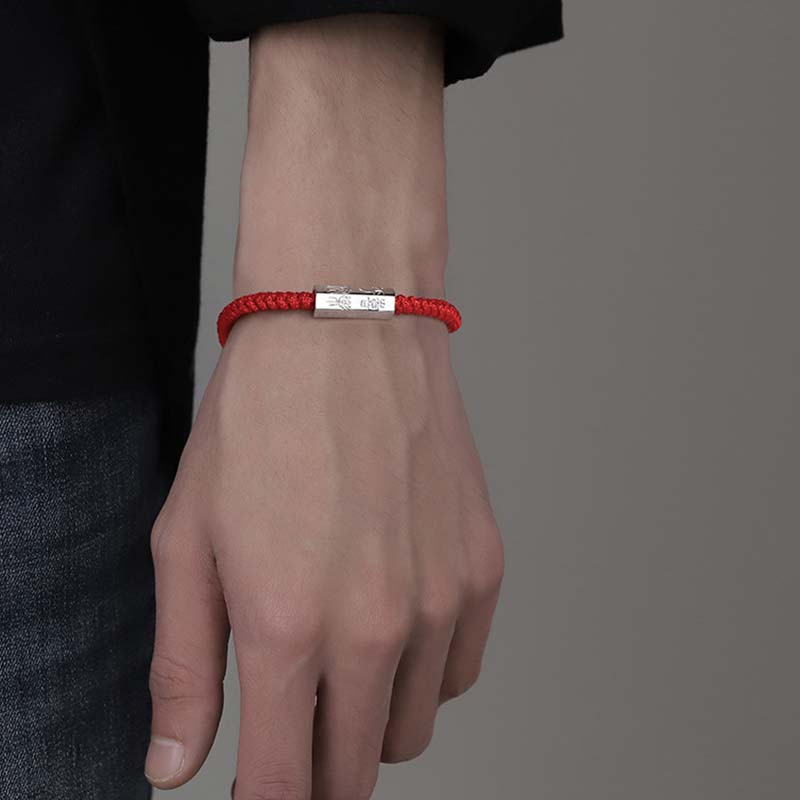 Braccialetto di corda di benedizione con incisione di lettere in argento sterling 925 Buddha Stones
