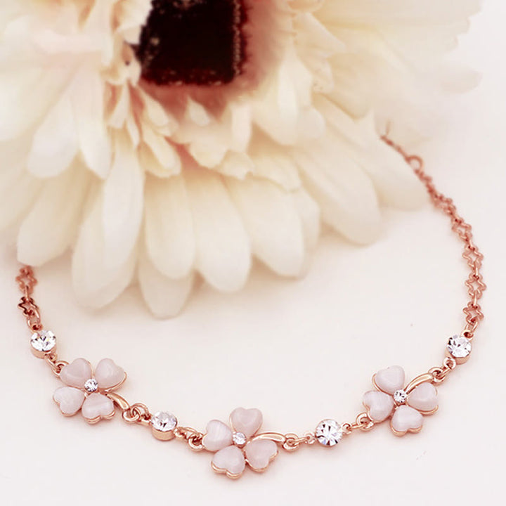 Bracciale a catena con quadrifoglio e cristallo rosa Buddha Stones Love