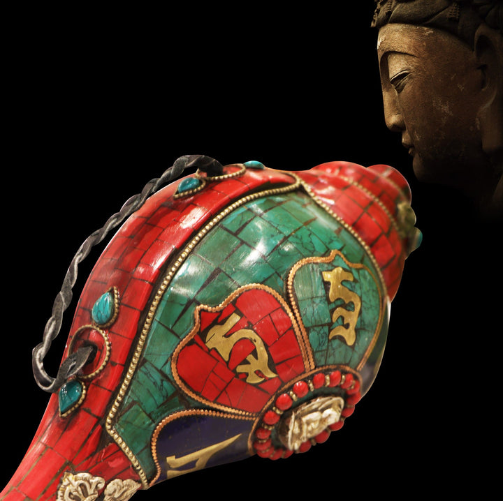 Shankha tibetano fatto a mano Om Mani Padme Hum Buddha Conch Shell Decorazione fortunata - image 3
