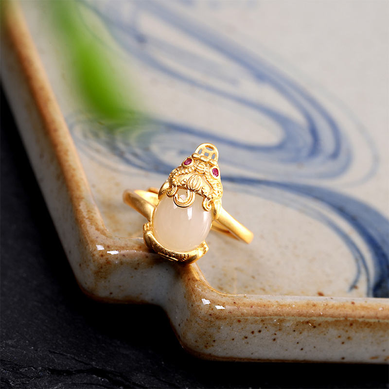 Anello di ricchezza in giada Pixiu placcato oro 18k Buddha Stones