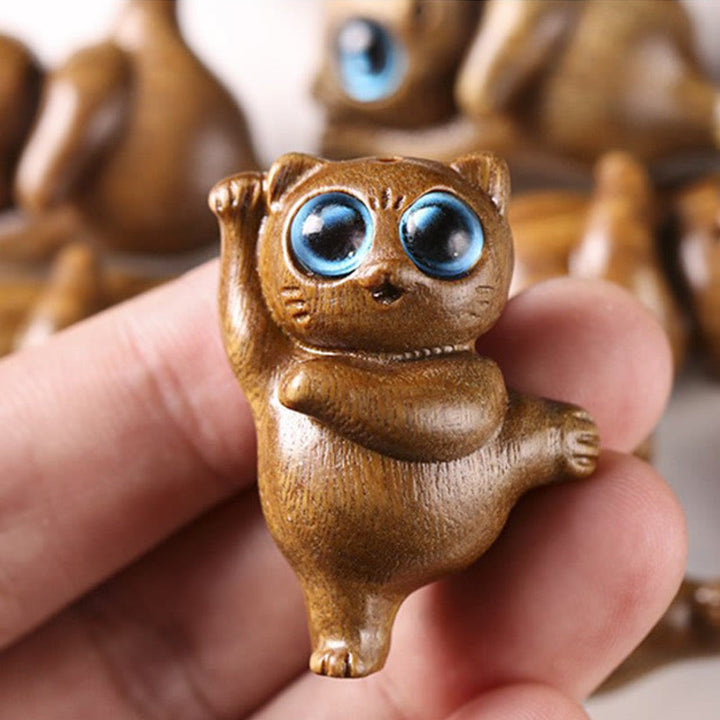 Buddha Stones Mini Sandalo Verde Gatto Danzante Inciso Decorazioni per Scrivania Positive - image 8