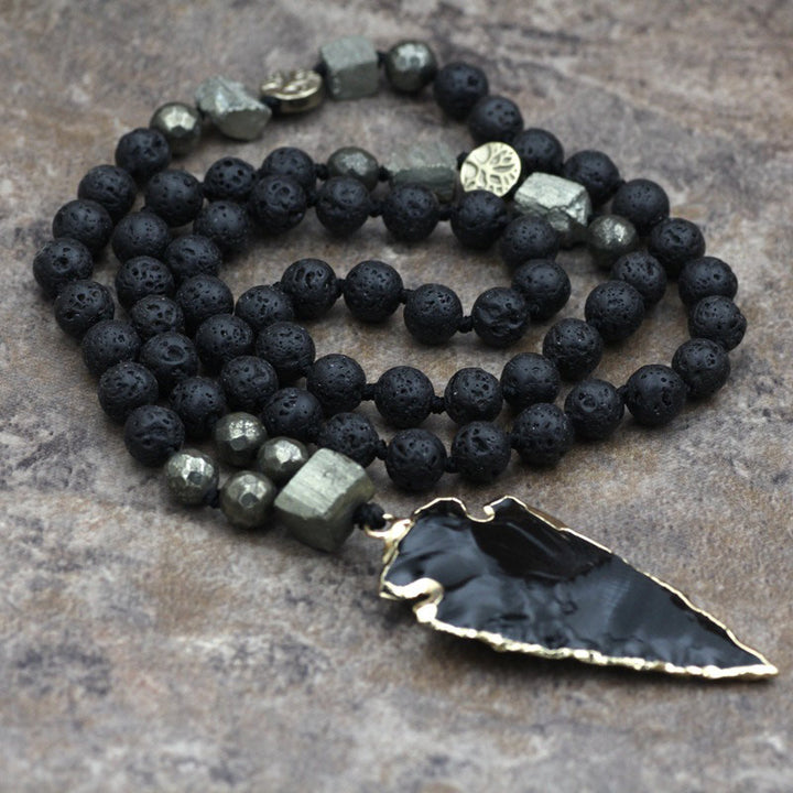Collana con ciondolo a freccia in pietra lavica naturale con Buddha Stones e yoga