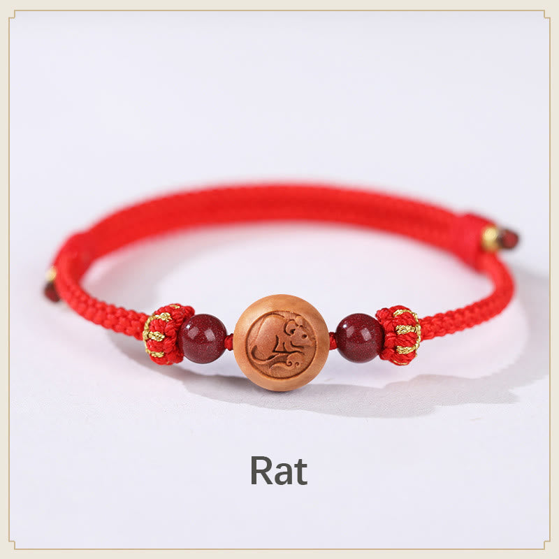Braccialetto della ricchezza in cinabro intagliato con carattere dello zodiaco cinese Fu in legno di pesca naturale Buddha Stones - Rosso topo (circonferenza del polso 14-18 cm) - image 1