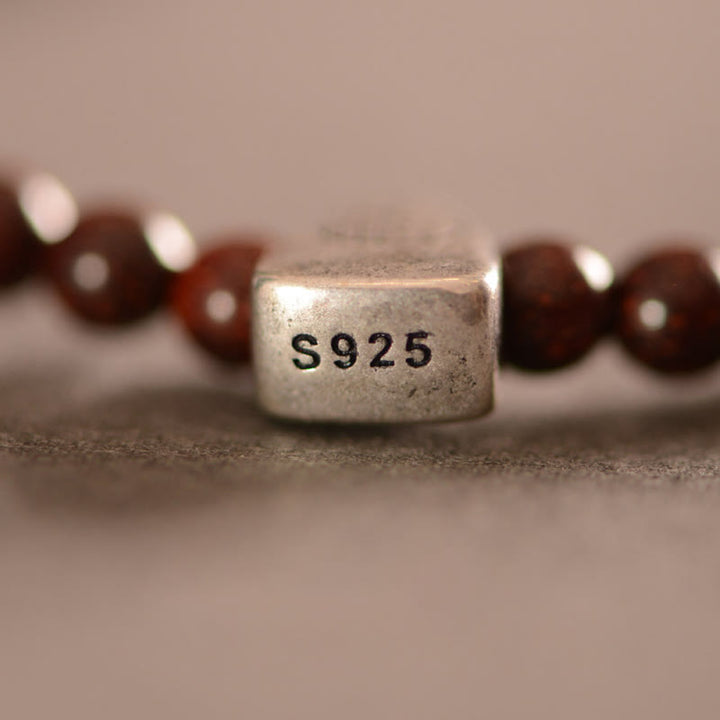 Braccialetto a triplo giro con protezione del carattere Fu, in argento Buddha Stones 925, con piccola foglia indiana in legno di sandalo rosso