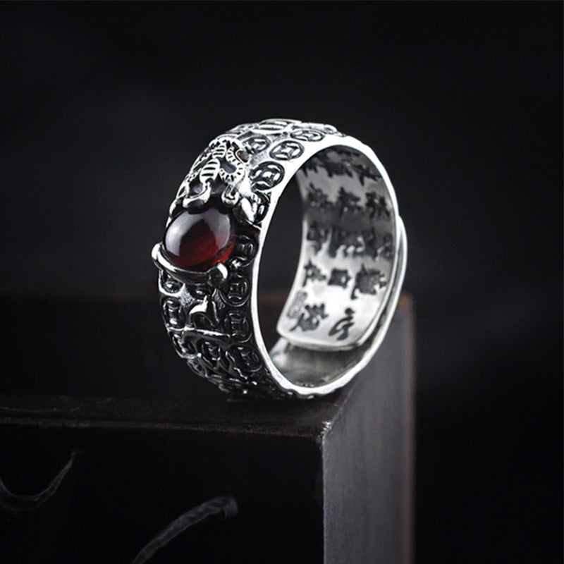 Anello di ricchezza in granato rosso PiXiu FengShui Buddha Stones