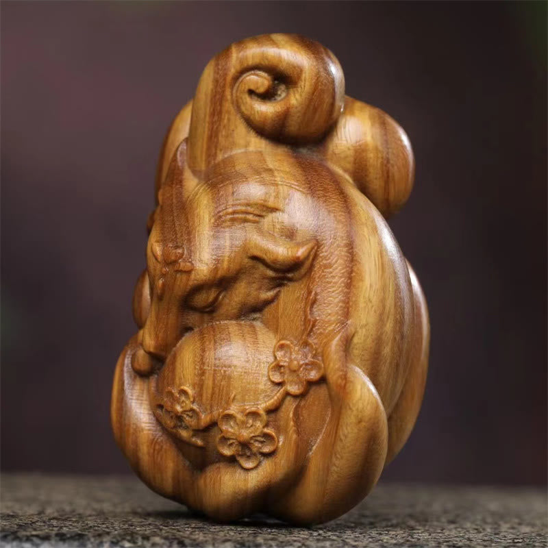 Decorazione da appendere all'auto, in legno di sandalo verde, Buddha Stones, mini volpe a nove code, decorazione per la pace.