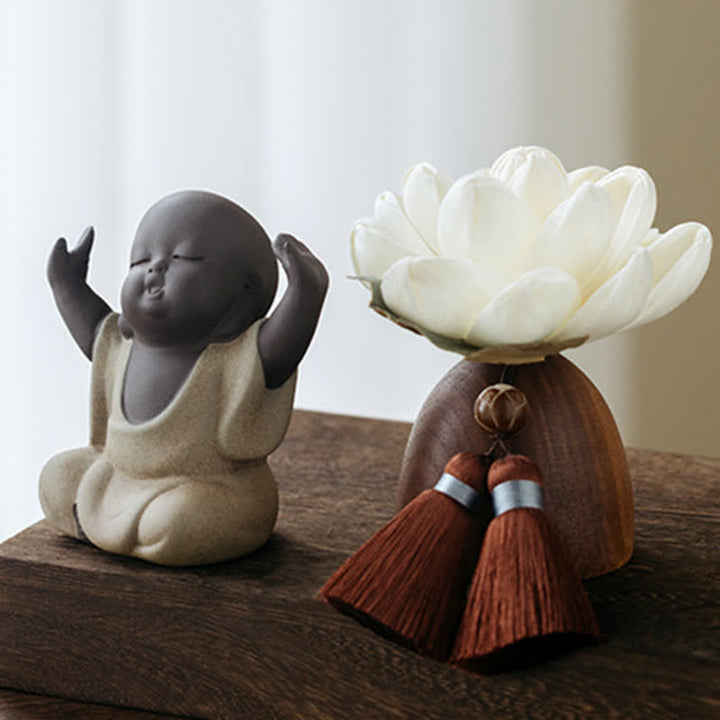 Decorazione di cura calma con fiore di Buddha in legno di pesca nera