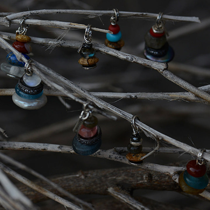 Collana con ciondolo calmante in labradorite con vari cristalli e Buddha Stones Zen Cairn - image 9