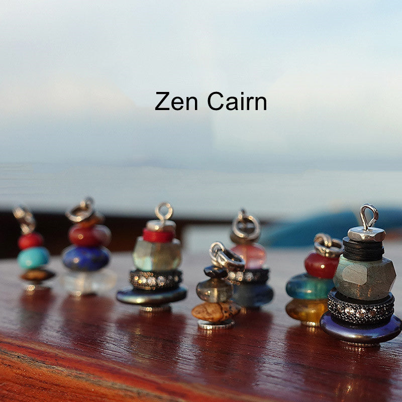 Collana con ciondolo calmante in labradorite con vari cristalli e Buddha Stones Zen Cairn - image 1