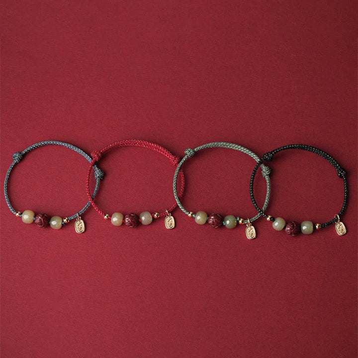 Braccialetto di corda artigianale Buddha Stones in giada Hetian placcato oro 14K, cinabro e loto portafortuna