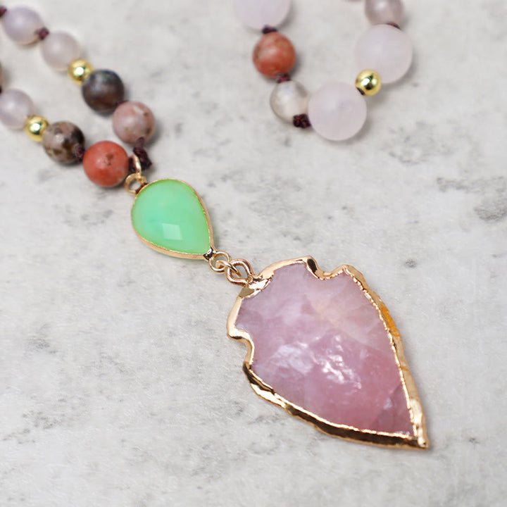 Collana con ciondolo a forma di freccia curativa in pietra di cristallo di quarzo rosa naturale