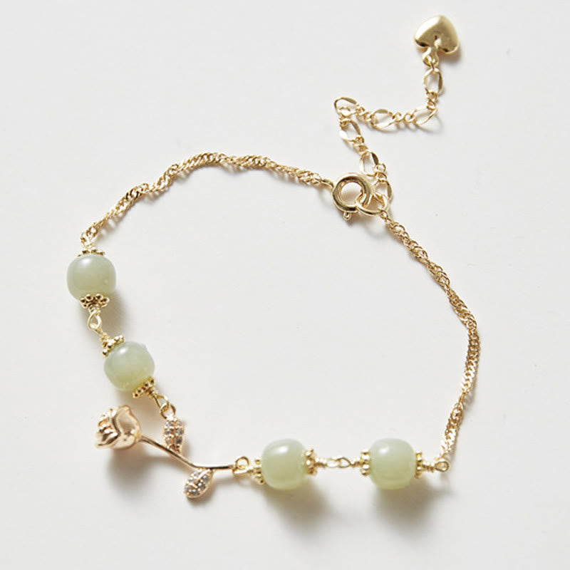 Bracciale con catena portafortuna in giada Hetian placcata in oro 14K con fiore di rosa dorata e Buddha Stones