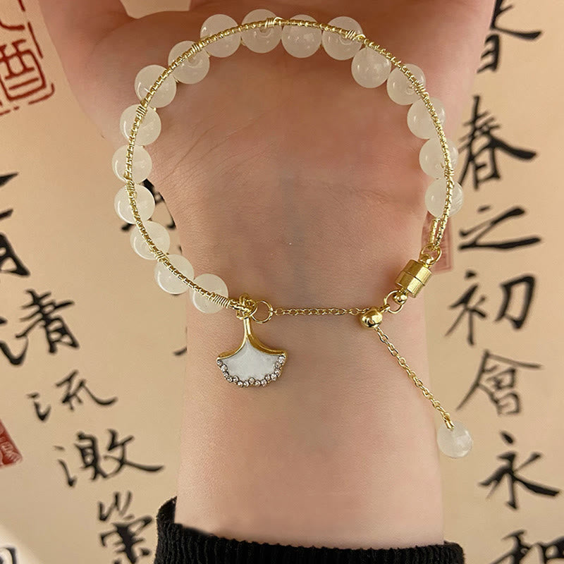 Braccialetto della fortuna con perline di giada e foglie di ginkgo di Buddha Stones