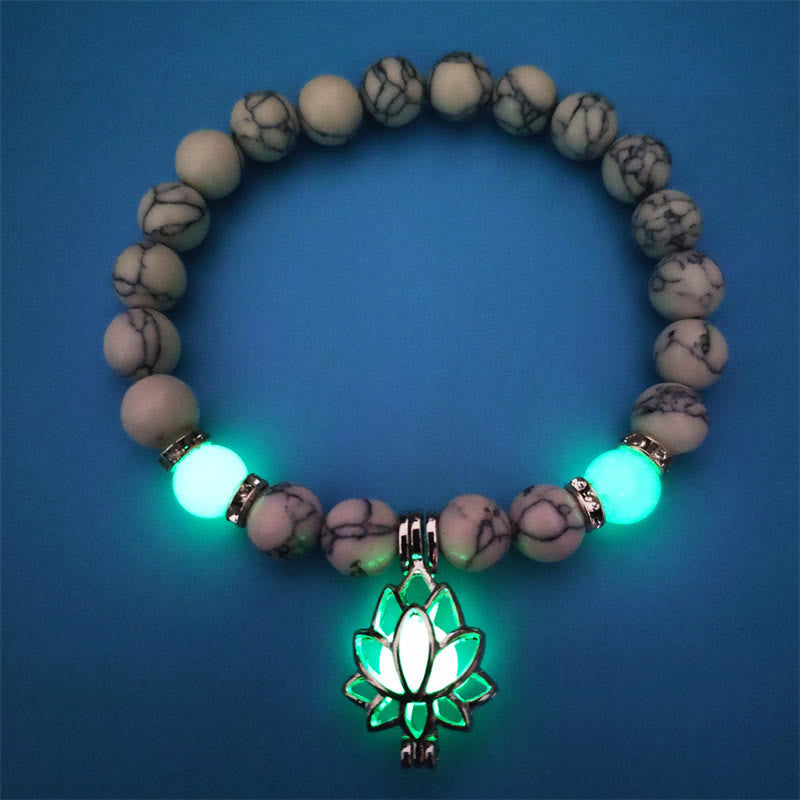 Braccialetto di protezione con perline luminose in pietra luminosa turchese tibetano Buddha Stones