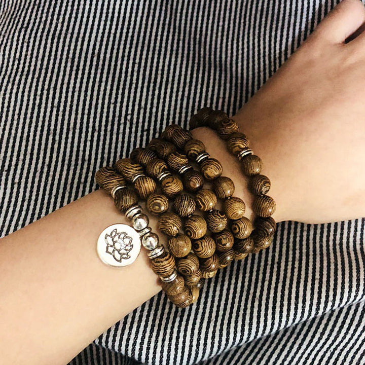 Braccialetto in legno tibetano Buddha Stones a forma di loto Mala - image 2