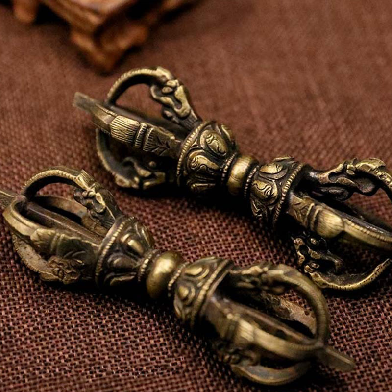 Buddha Stones fatte a mano Nepal Cinque punte Tre punte Vajra Dorje Resistenza Rame Decorazione