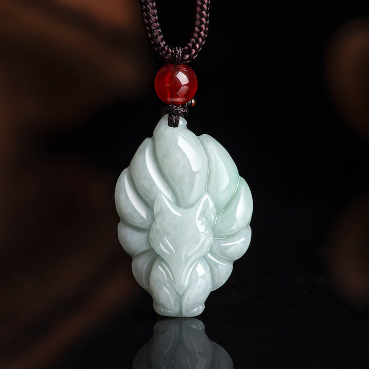 Buddha Stones Collana con ciondolo a forma di volpe a nove code in giada naturale e prosperità