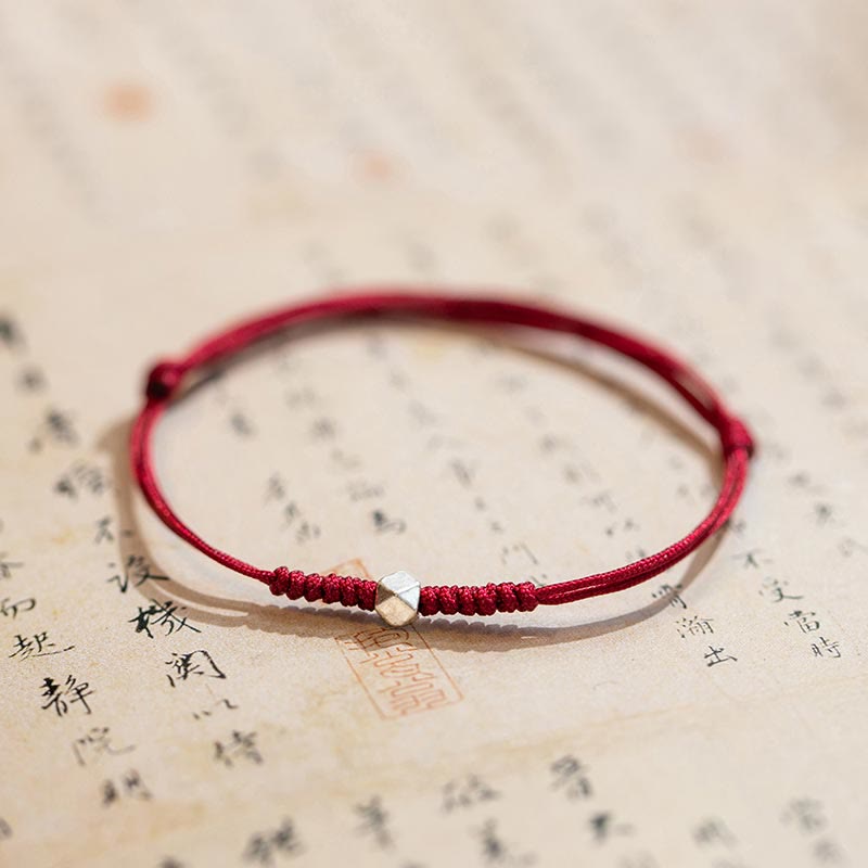 Braccialetto intrecciato sottile in argento sterling 925 Buddha Stones perline portafortuna, filo rosso. - Perla quadrata - Rosso scuro (circonferenza del polso 14-18 cm) - image 0