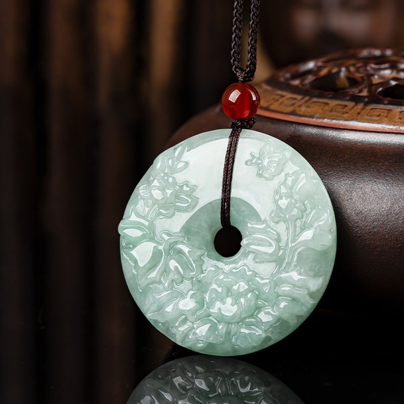 Collana con ciondolo a forma di fiore di peonia con Buddha Stones, giada rotonda e fibbia della pace
