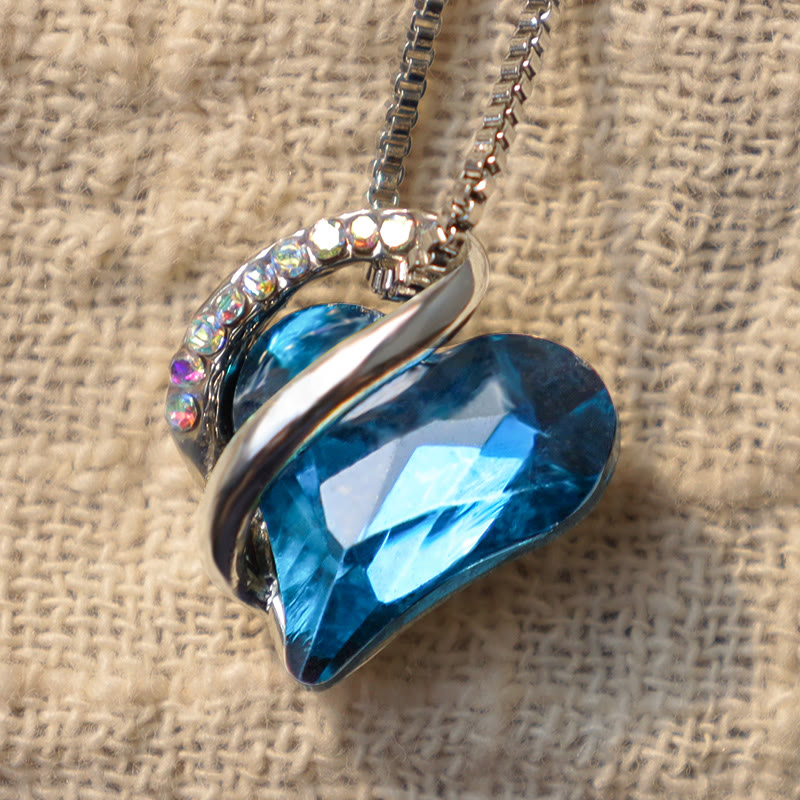 Collana con ciondolo con energia curativa, pietra portafortuna del cuore Buddha Stones d'amore
