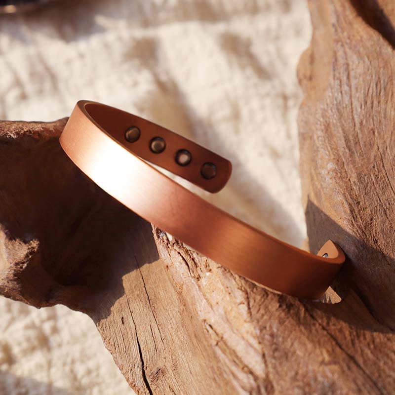 Bracciale rigido regolabile in rame magnetico con motivo vintage Buddha Stones