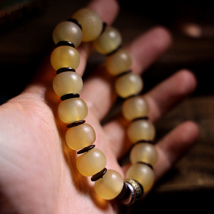 Braccialetto di auspicio Om Mani Padme Hum in corno di pecora tibetano fatto a mano con Buddha Stones