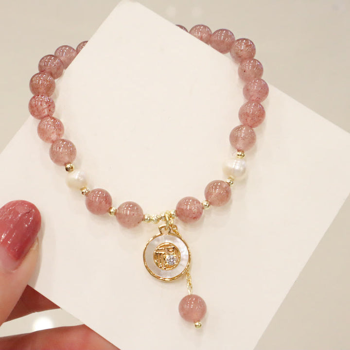 Braccialetto di guarigione con ciondolo a forma di carattere Fu, con ciondolo a forma di coda di pesce , con perle di quarzo fragola e alce sorridente
