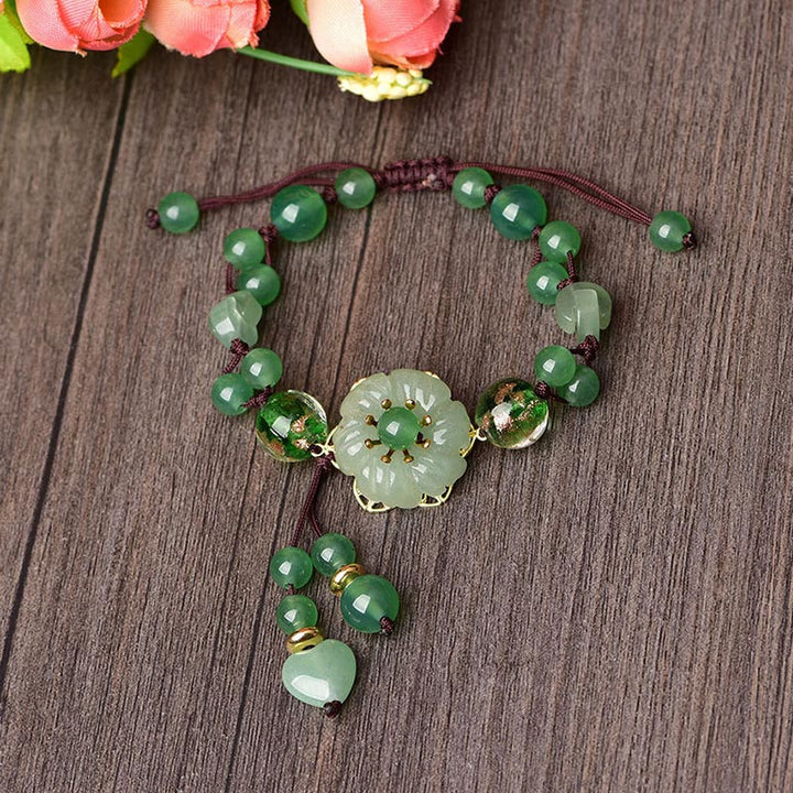 Braccialetto con fiori pendenti in giada verde naturale Buddha Stones Luck