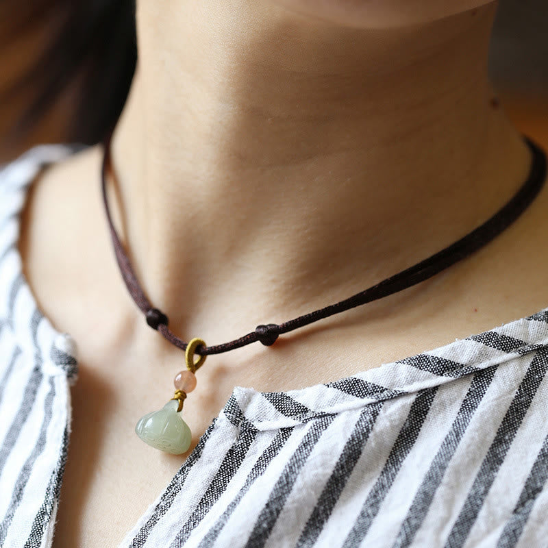 Collana con ciondolo in corda con fibbia della pace in giada rotonda naturale Buddha Stones Lotus Abundance - Marrone - Loto - image 13