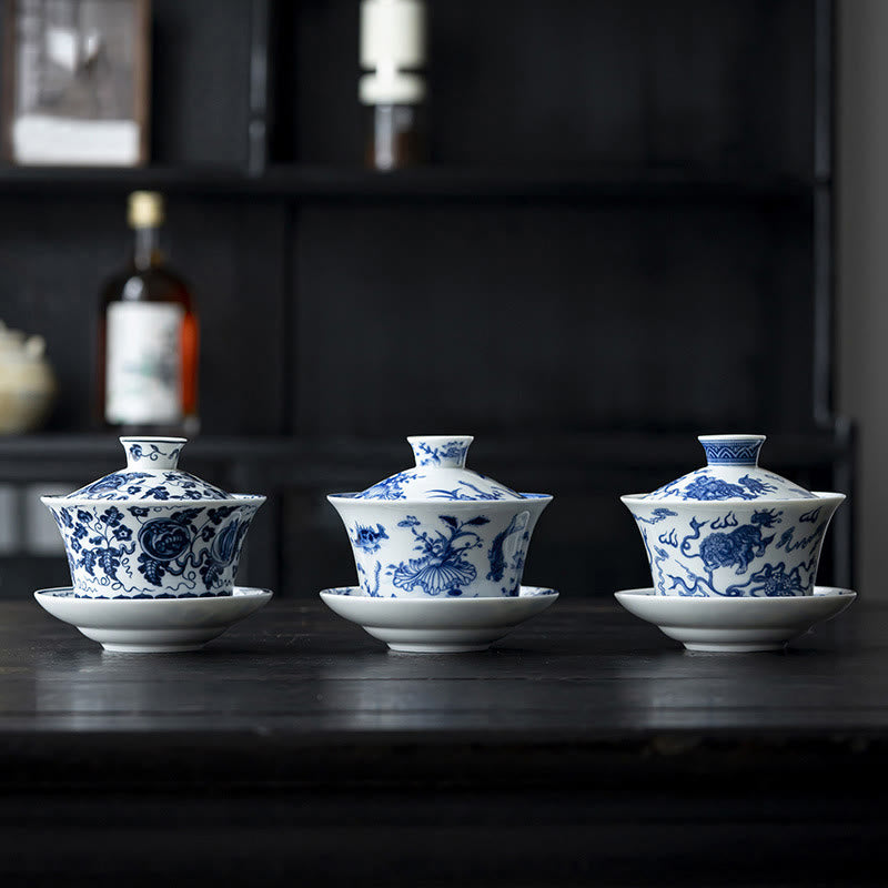 Buddha Stones Blu e Bianco Porcellana Loto Koi Pesce Danza del Leone Anguria Ceramica Gaiwan Sancai Tazza da Tè Kung Fu Tazza da Tè e Piattino con Coperchio 300ml