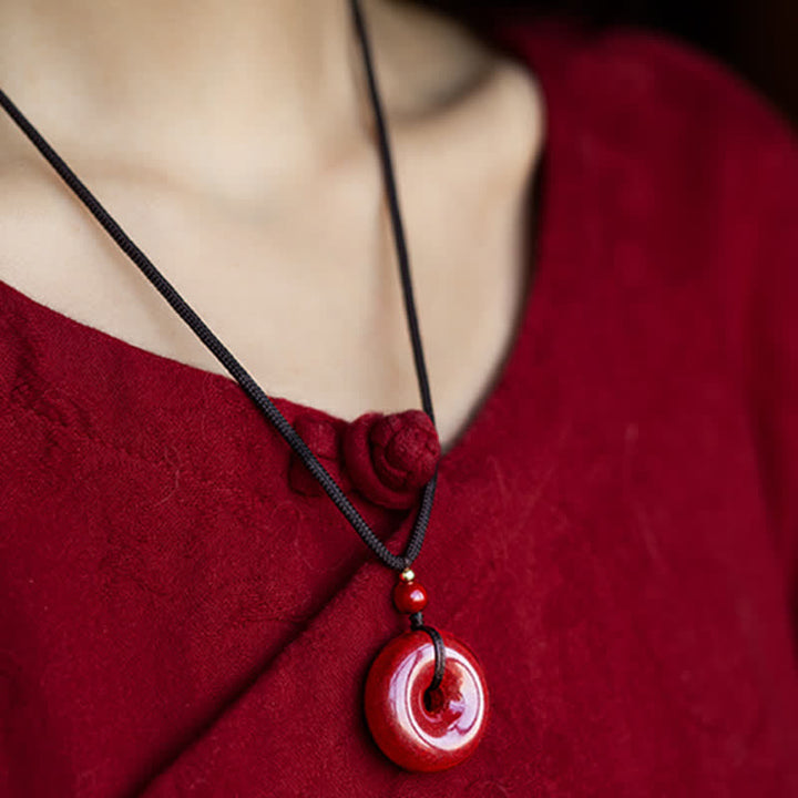 Collana con ciondolo con fibbia della pace , Buddha Stones, cinabro, benedizione e calma