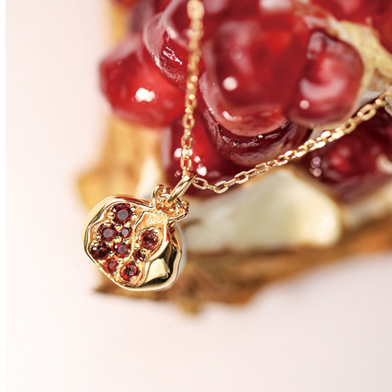 Collana con ciondolo a forma di passione in cristallo di granato melograno e argento sterling 925 placcato oro 18k, Buddha Stones