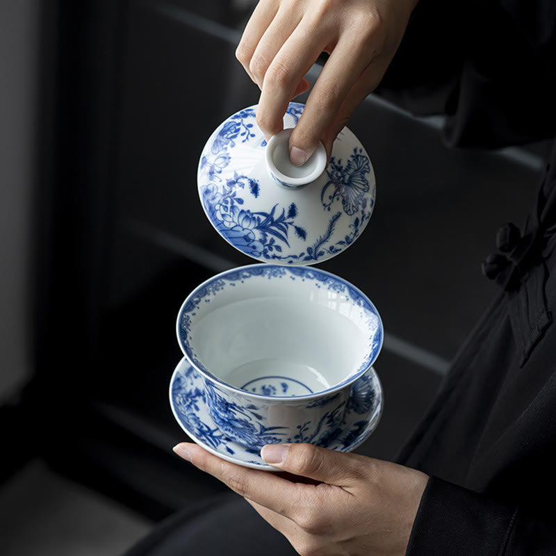 Buddha Stones Blu e Bianco Porcellana Loto Koi Pesce Danza del Leone Anguria Ceramica Gaiwan Sancai Tazza da Tè Kung Fu Tazza da Tè e Piattino con Coperchio 300ml