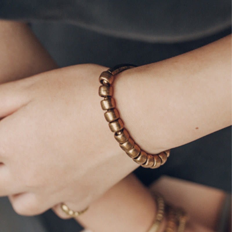 Braccialetto di perline di ottone e rame con design semplice Buddha Stones, fortuna e ricchezza