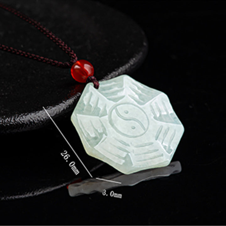 Ciondolo con collana di fortuna Bagua Yin Yang in giada naturale - image 8