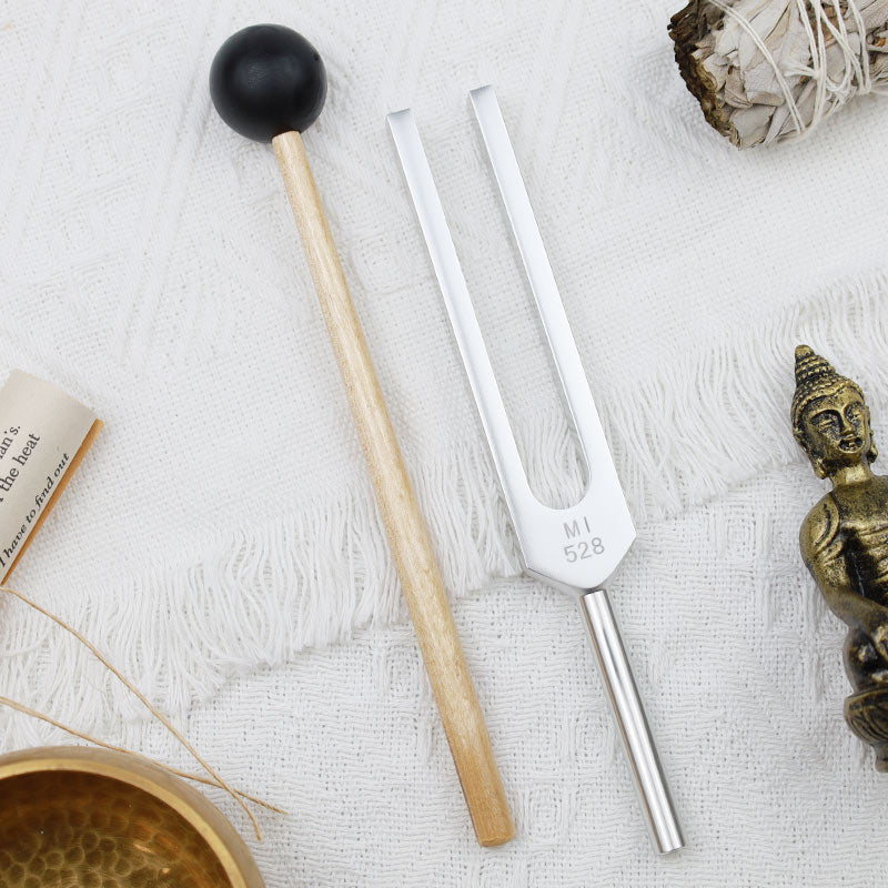 Buddha Stones Diapason 528HZ Lega di alluminio per chakra e terapia del suono Ornamento Decorazione con un martello