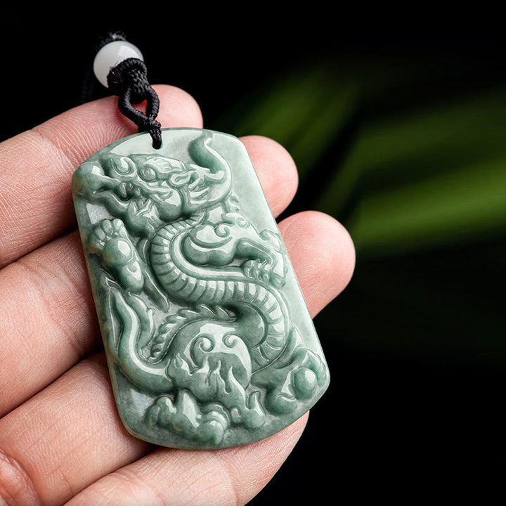 Buddha Stones Anno del Drago Zodiaco Cinese Drago Giada Amuleto Collana Pendente
