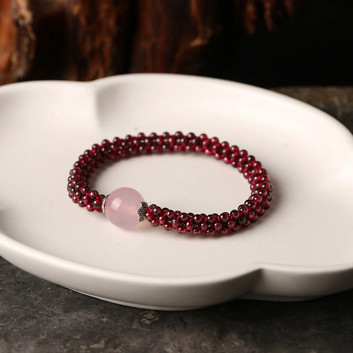 Braccialetto di protezione con perline di agata rossa, cristallo rosa e granato naturale Buddha Stones