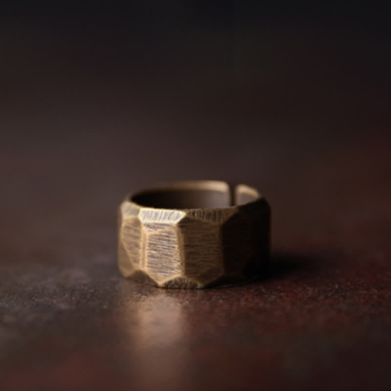 Anello di ricchezza in rame con design semplice tibetano Buddha Stones