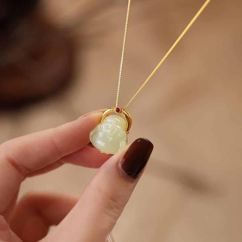 Collana con ciondolo a forma Buddha Stones Buddha con ciondolo a forma di Buddha che ride, in argento sterling 925, giada naturale di Hetian - image 1