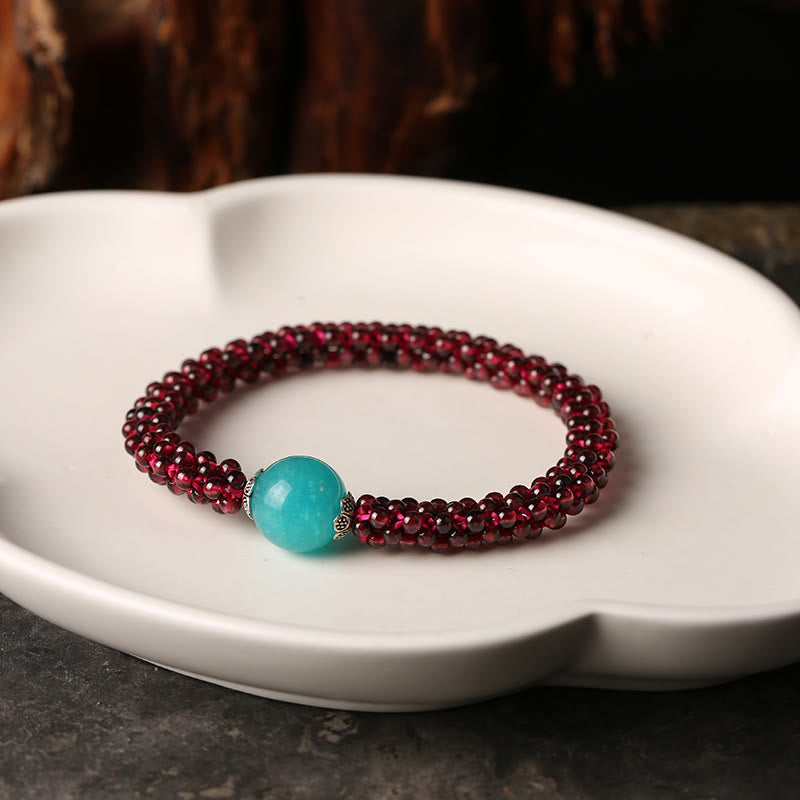 Braccialetto di protezione con perline di agata rossa, cristallo rosa e granato naturale Buddha Stones