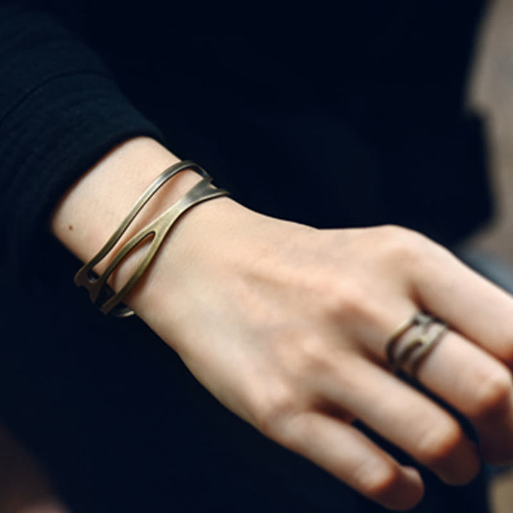 Bracciale rigido regolabile con polsino in ottone e rame curvo vintage Buddha Stones Wealth