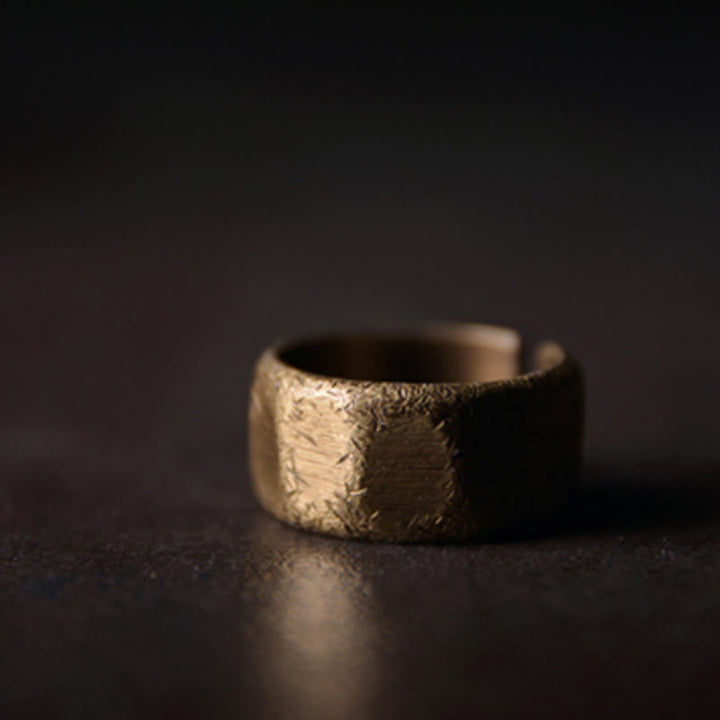 Anello di ricchezza tibetano in ottone e rame satinato dal design semplice